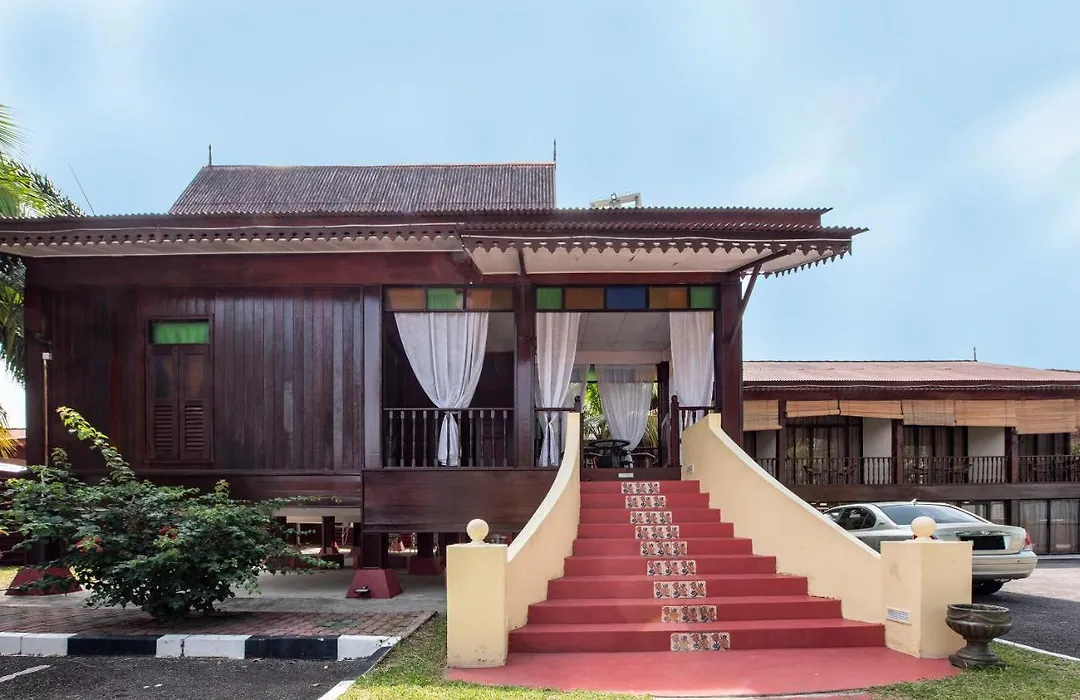 Morten Villa Melaka-1